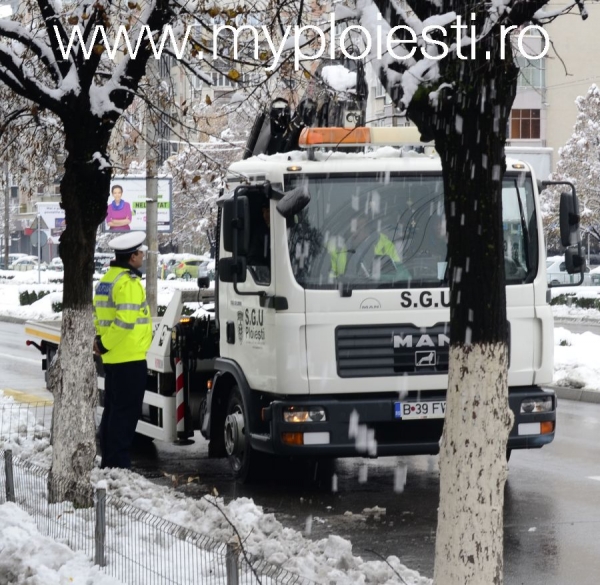 SGU a deszapezit Ploiestiul cu 15 utilaje