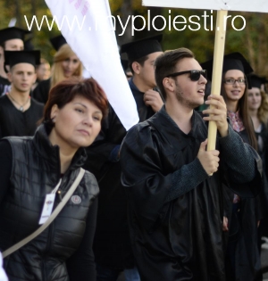 Parada UPG Ploiesti - Vezi daca te gasesti in poze - GALERIA FOTO NR.2