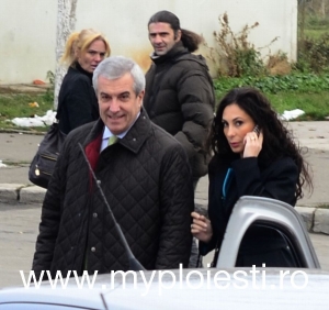 Tariceanu si-a adus A CINCEA sotie sa cunoasca FAMILIA REGALA - GALERIE FOTO