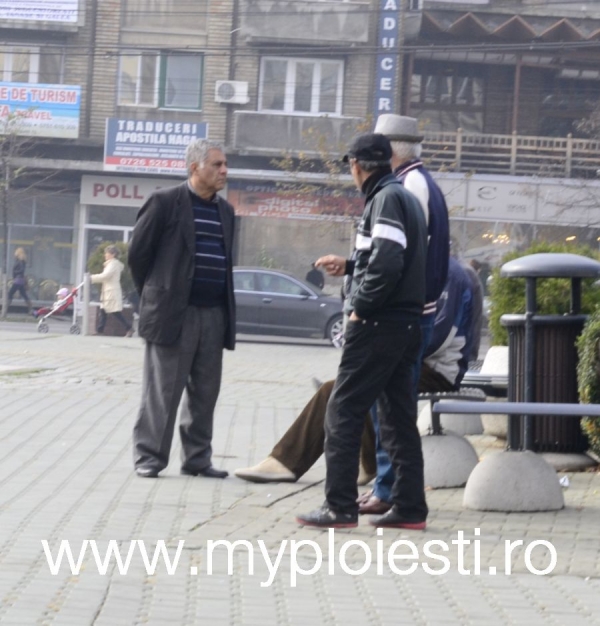 Cine vinde telefoane in centrul Ploiestiului