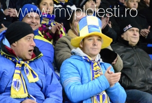 Esti fan Petrolul? Ai fost la meci? Cauta-te in GALERIA FOTO nr.1